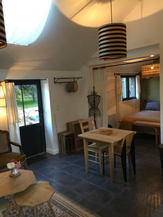 L'abri Du Monde Holiday home Fleury-la-Foret